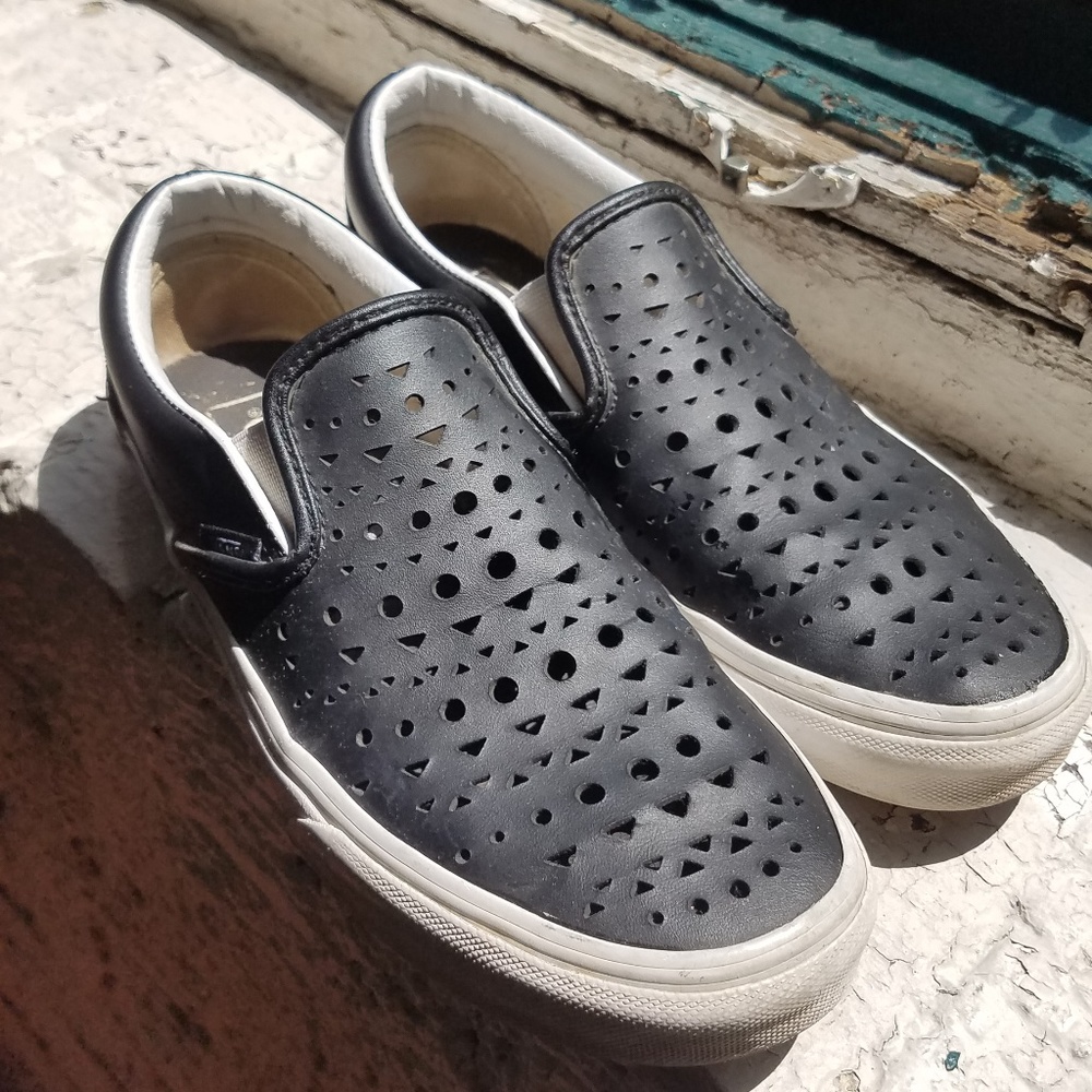 Vans Classic Slip-On Black Cut Out Geo